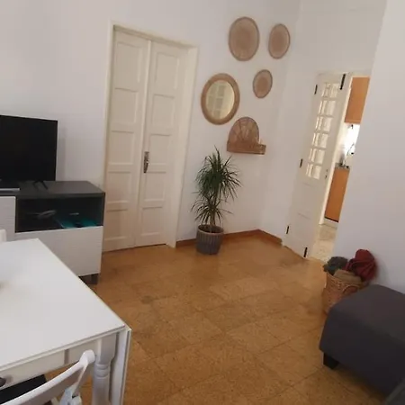 Casa Pisa Flores - Da * Ναζαρέ